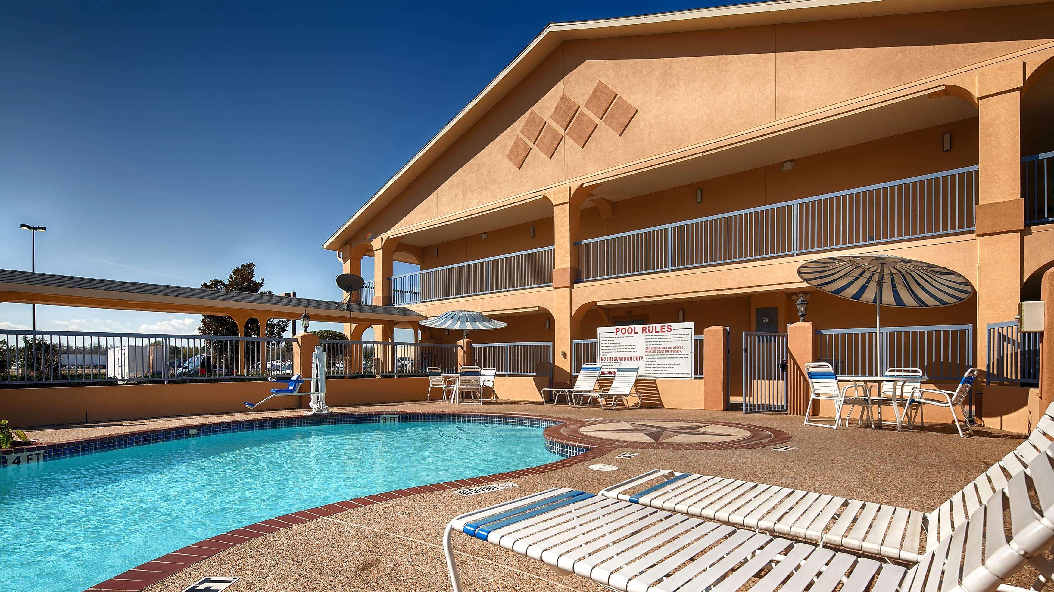Best Western Angleton Inn Bagian luar foto